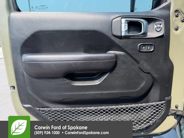 Used 2020 Jeep Gladiator Sport w/ Quick Order Package 24S AWD/4WD image 19