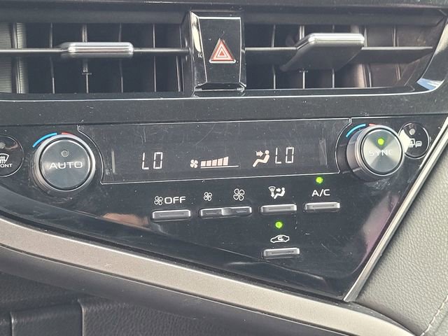 Used 2022 Toyota Camry SE image 22