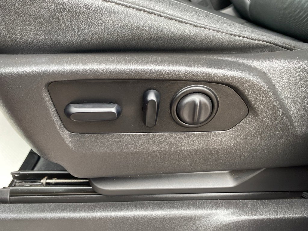 Certified 2021 Chevrolet Silverado 3500 LTZ w/ LTZ Premium Texas Edition image 28