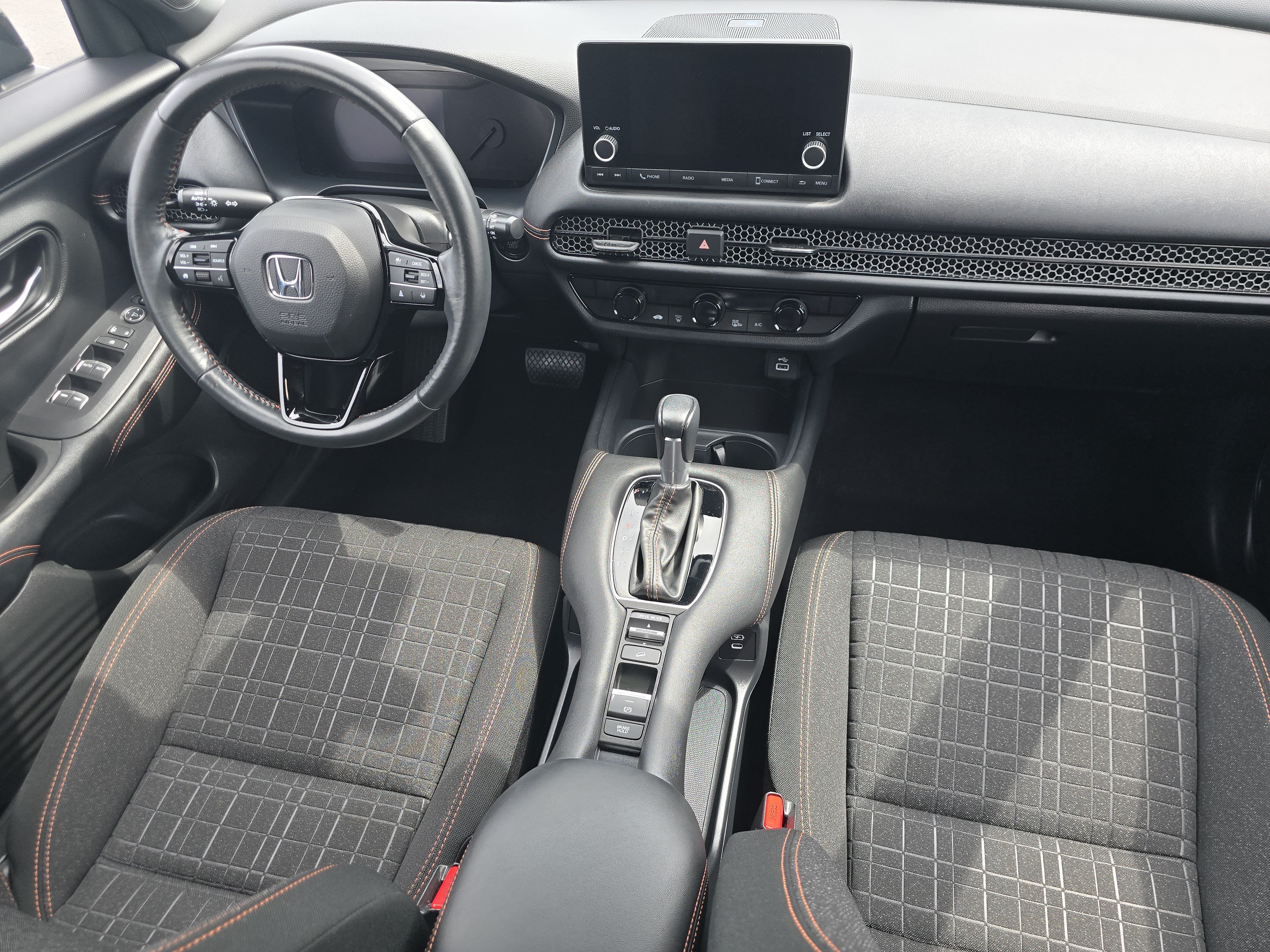Used 2024 Honda HR-V Sport image 19