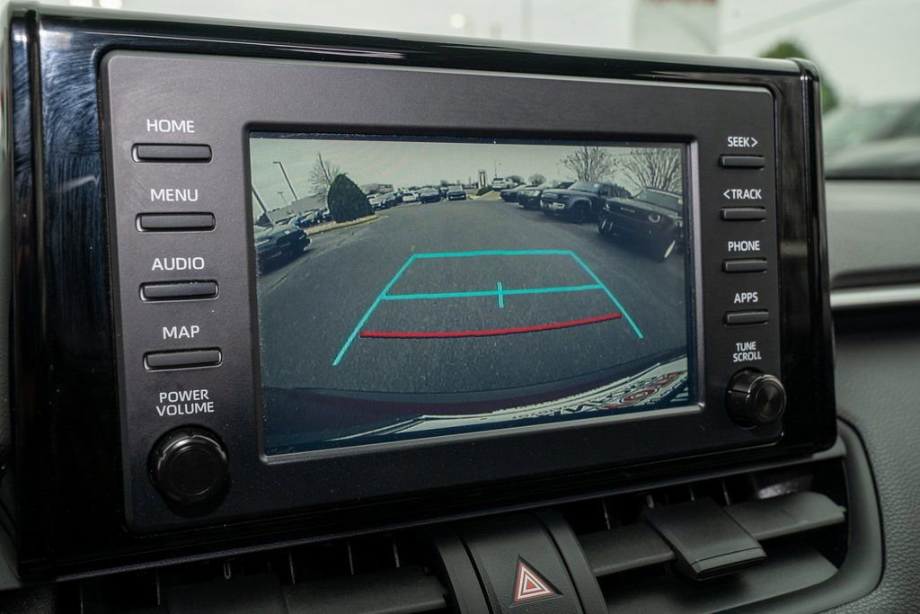 Used 2019 Toyota RAV4 XLE w/ Convenience Package image 16