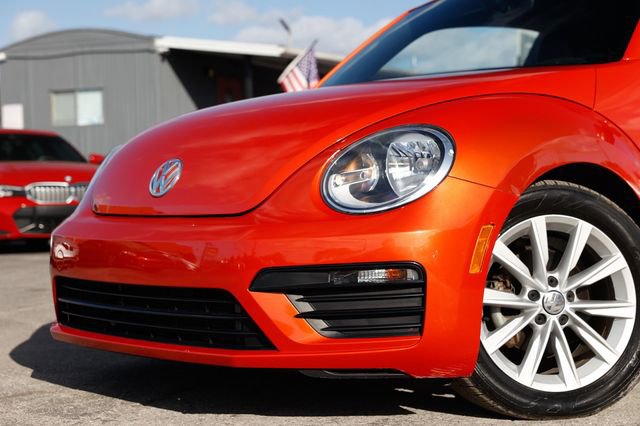 Used 2018 Volkswagen Beetle 2.0T S image 33