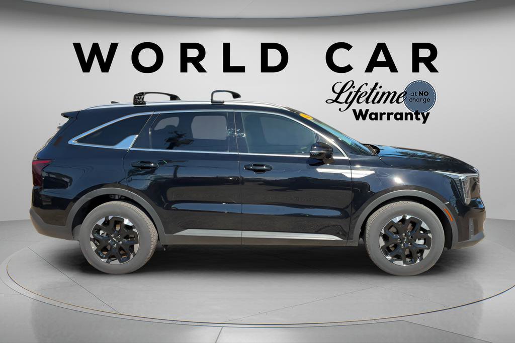 New 2025 Kia Sorento S w/ Panoramic Sunroof Package image 5