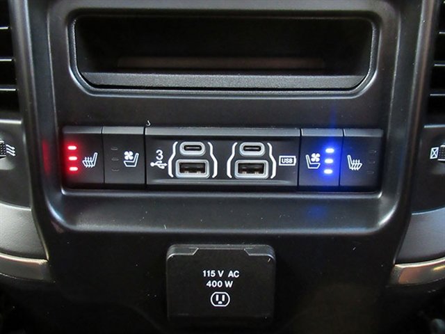 Used 2019 RAM 1500 Laramie Longhorn image 32