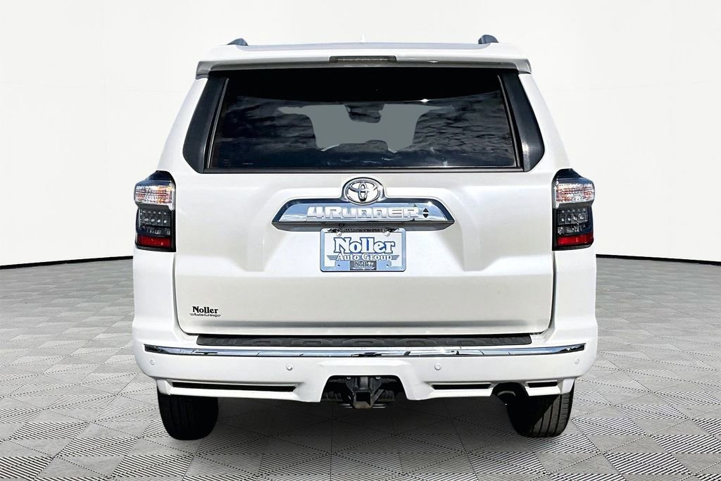 Used 2014 Toyota 4Runner Limited image 4