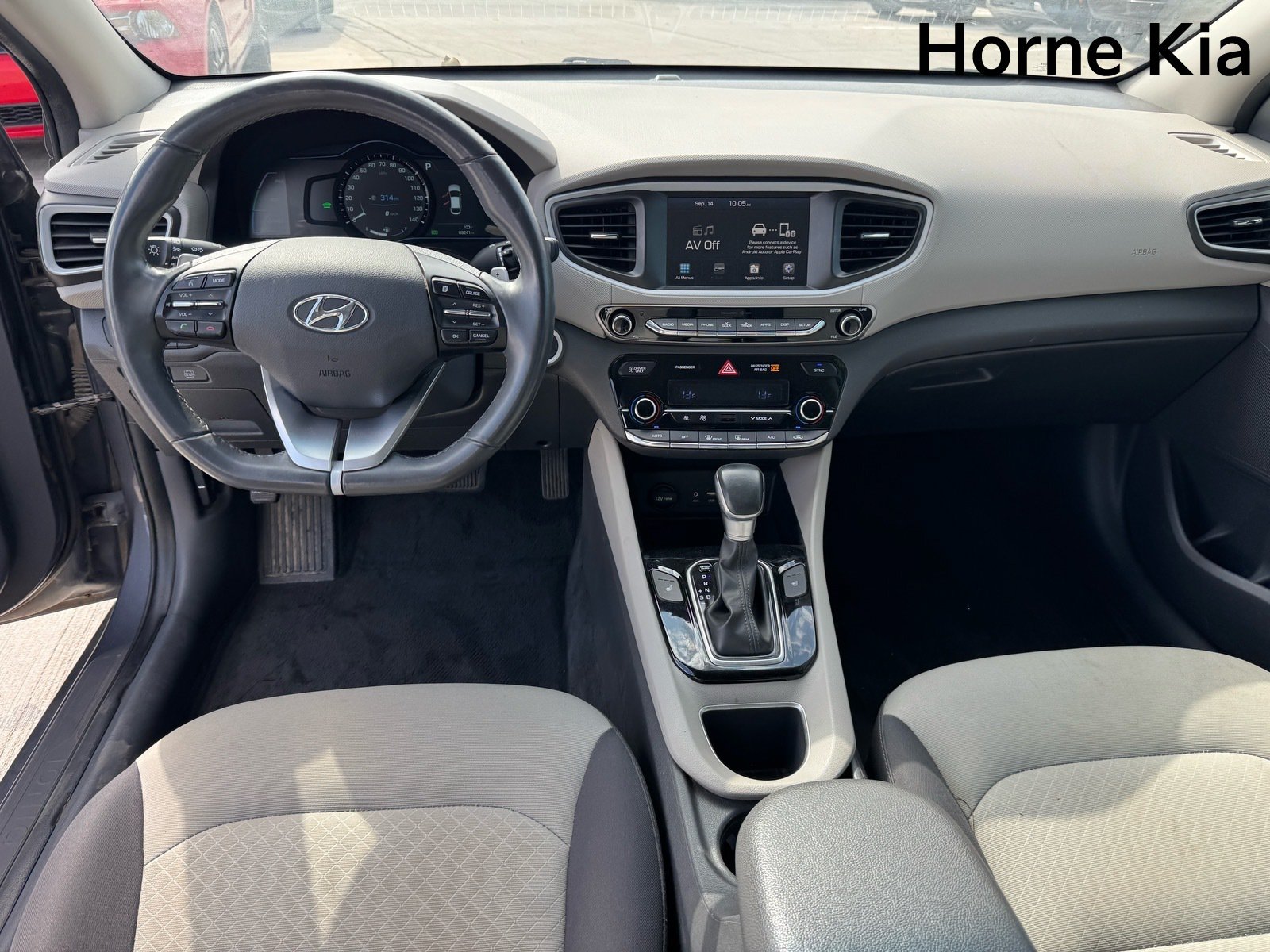 Used 2018 Hyundai Ioniq SEL FWD image 14