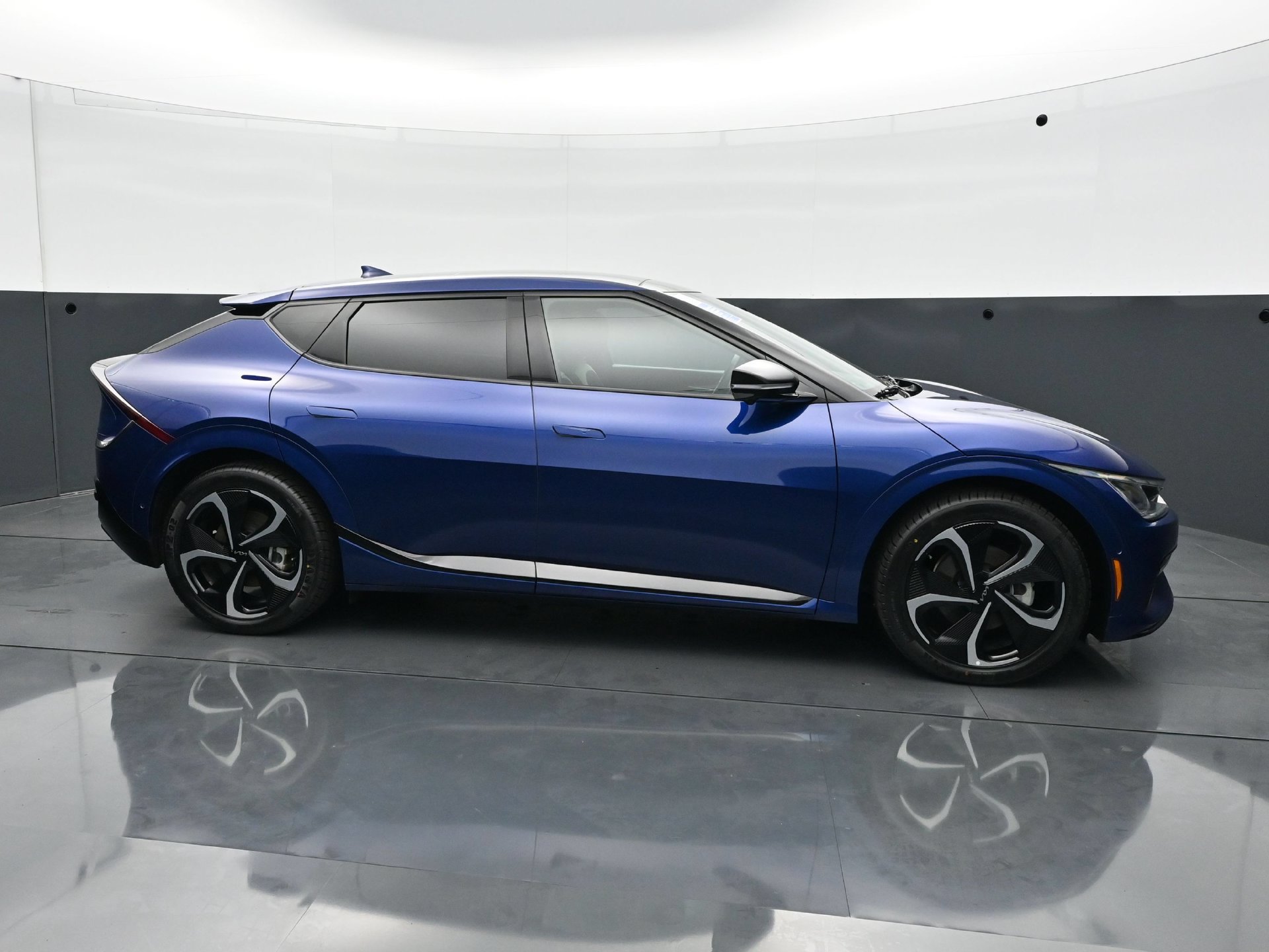 Used 2023 Kia EV6 GT-Line AWD/4WD image 8