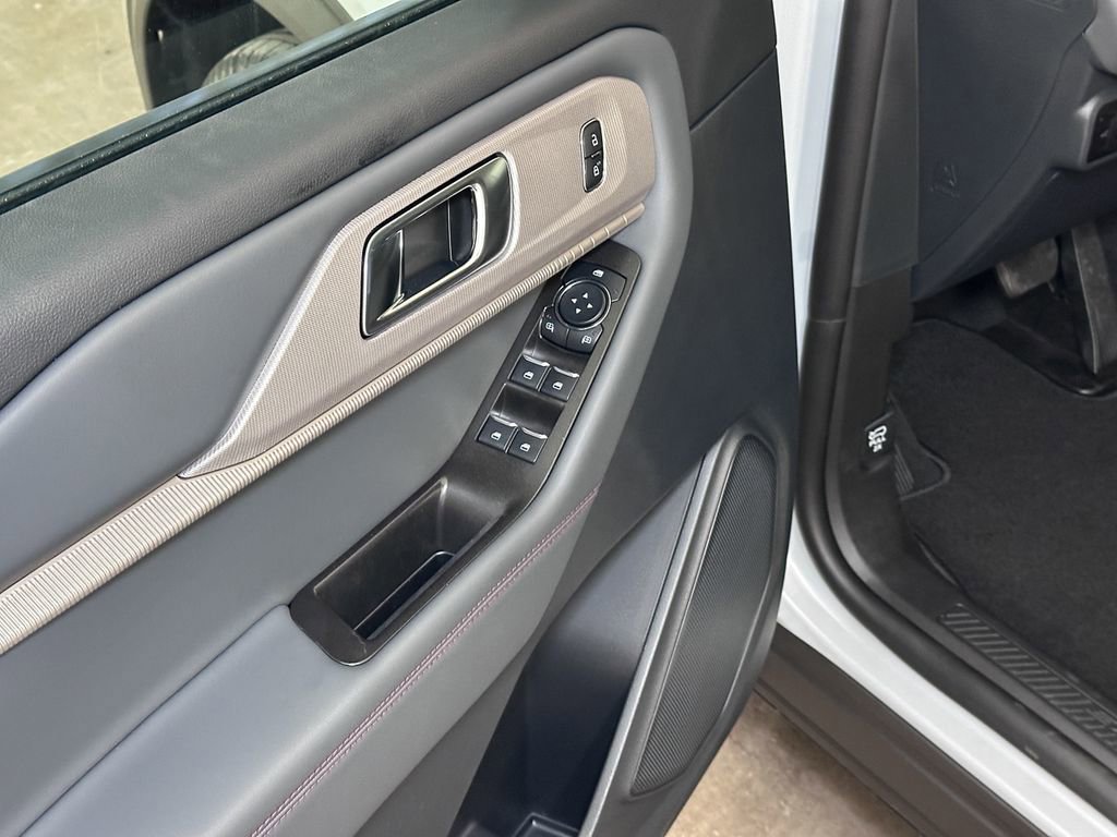 New 2026 Ford Explorer Active image 20