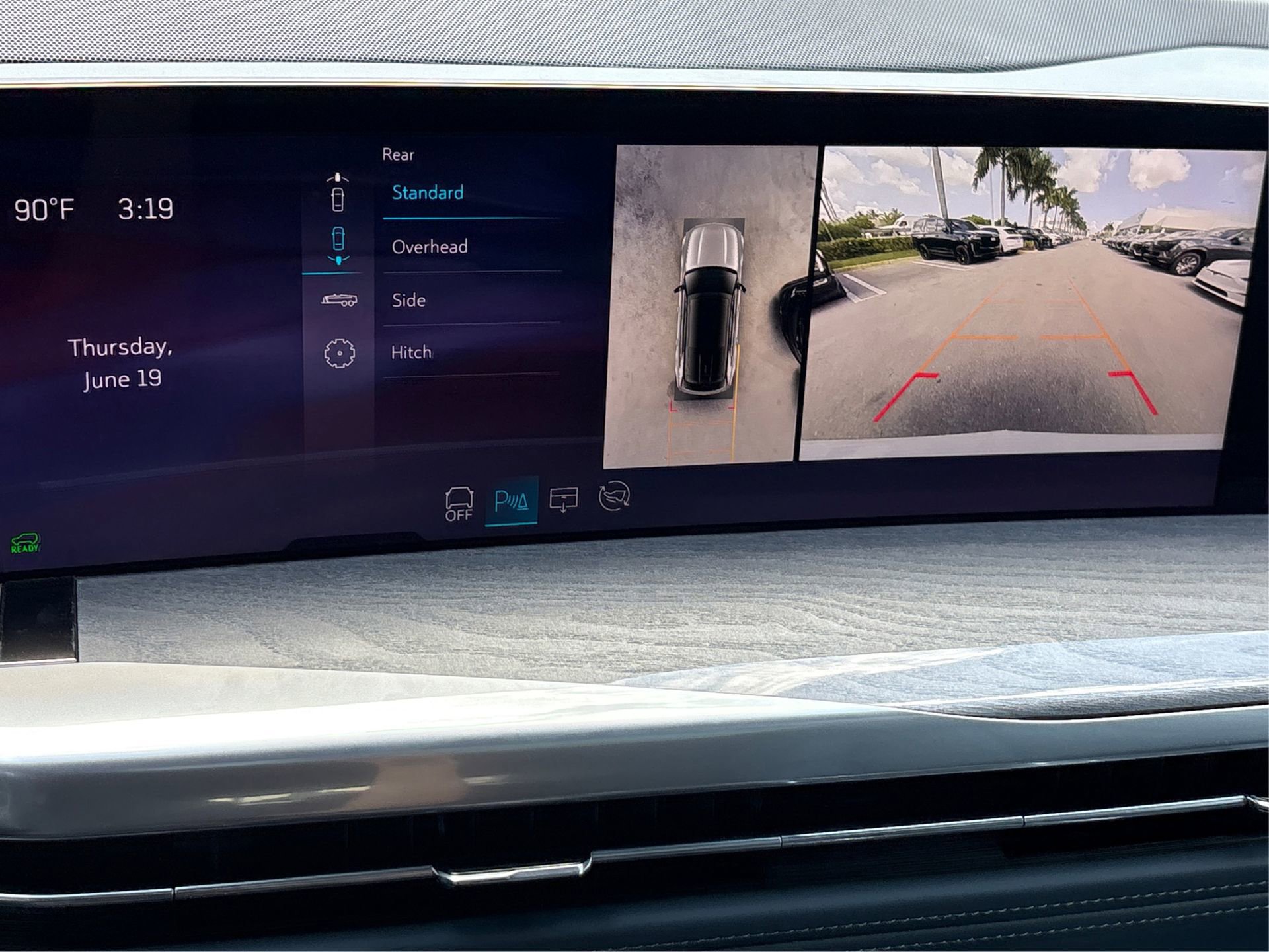 New 2025 Cadillac Escalade IQ Luxury 2 image 25