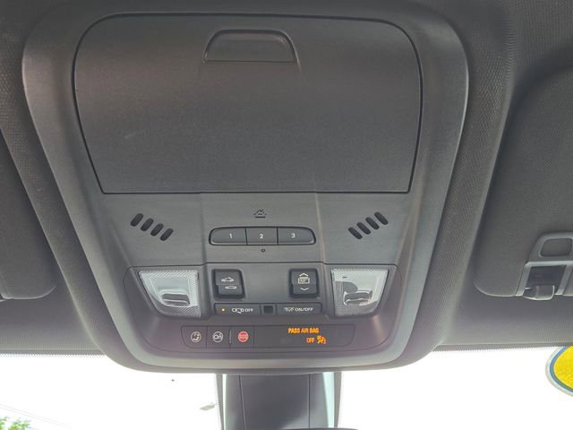 Used 2022 Chevrolet Blazer RS FWD image 24