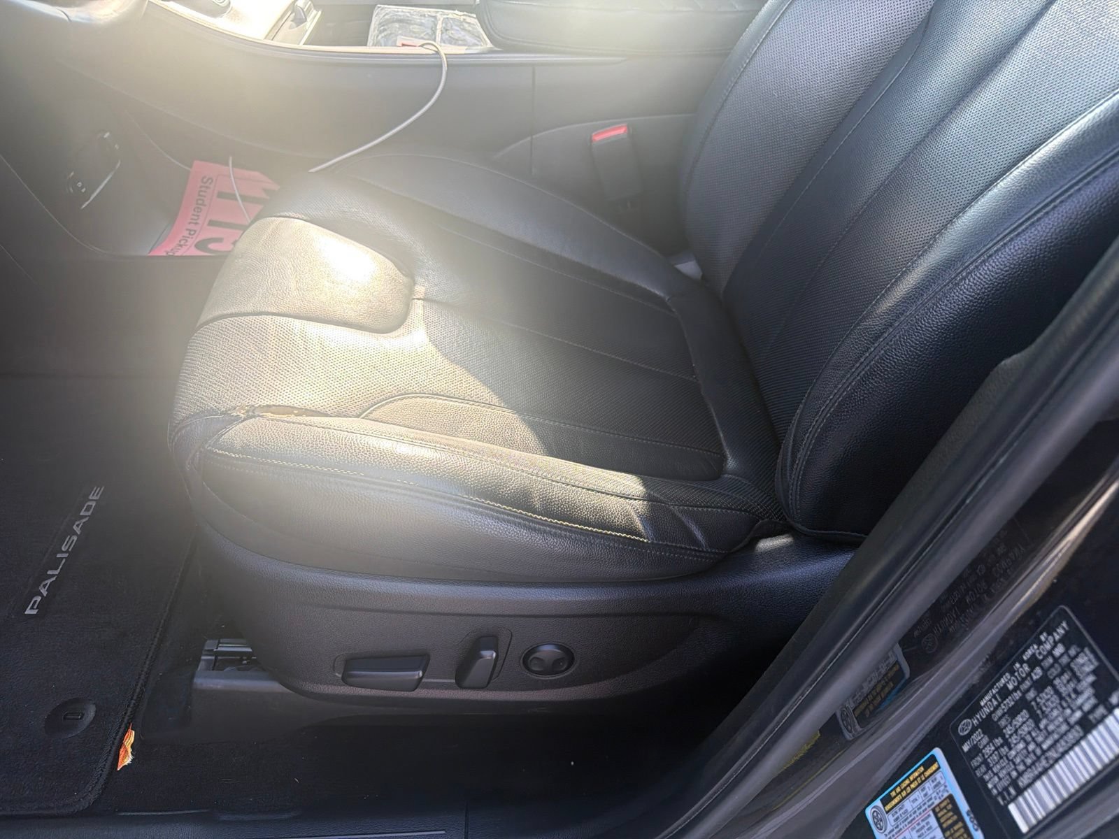 Used 2022 Hyundai Palisade SEL w/ Premium Package FWD image 14