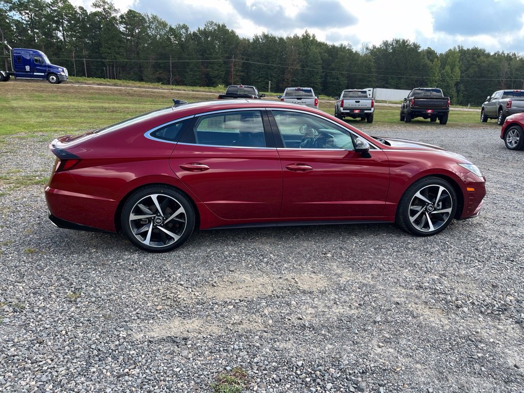 Used 2023 Hyundai Sonata SEL Plus FWD image 9