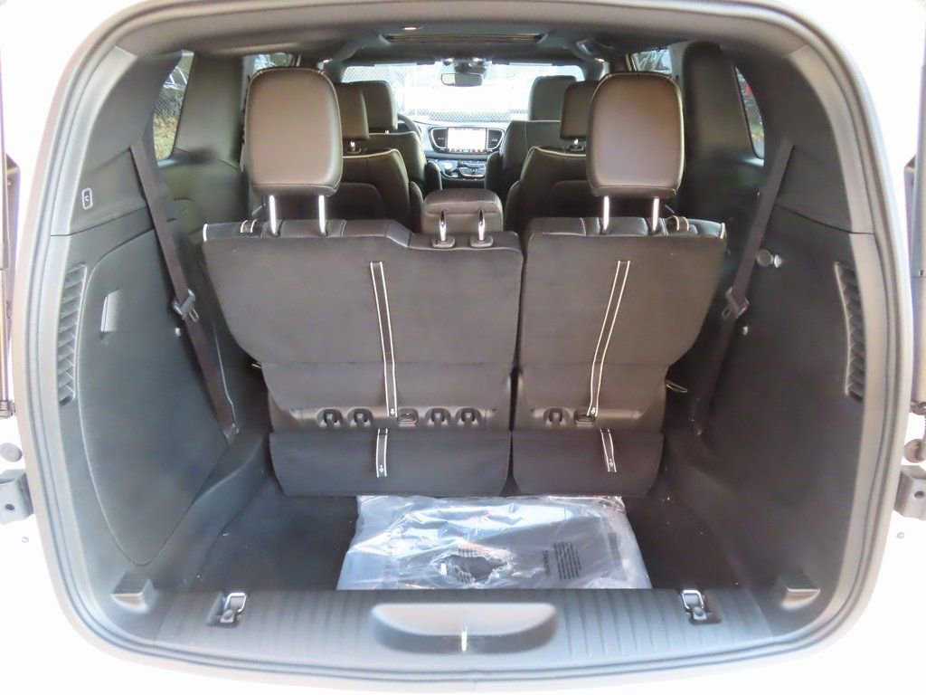 New 2026 Chrysler Pacifica Limited w/ S Appearance Package image 20