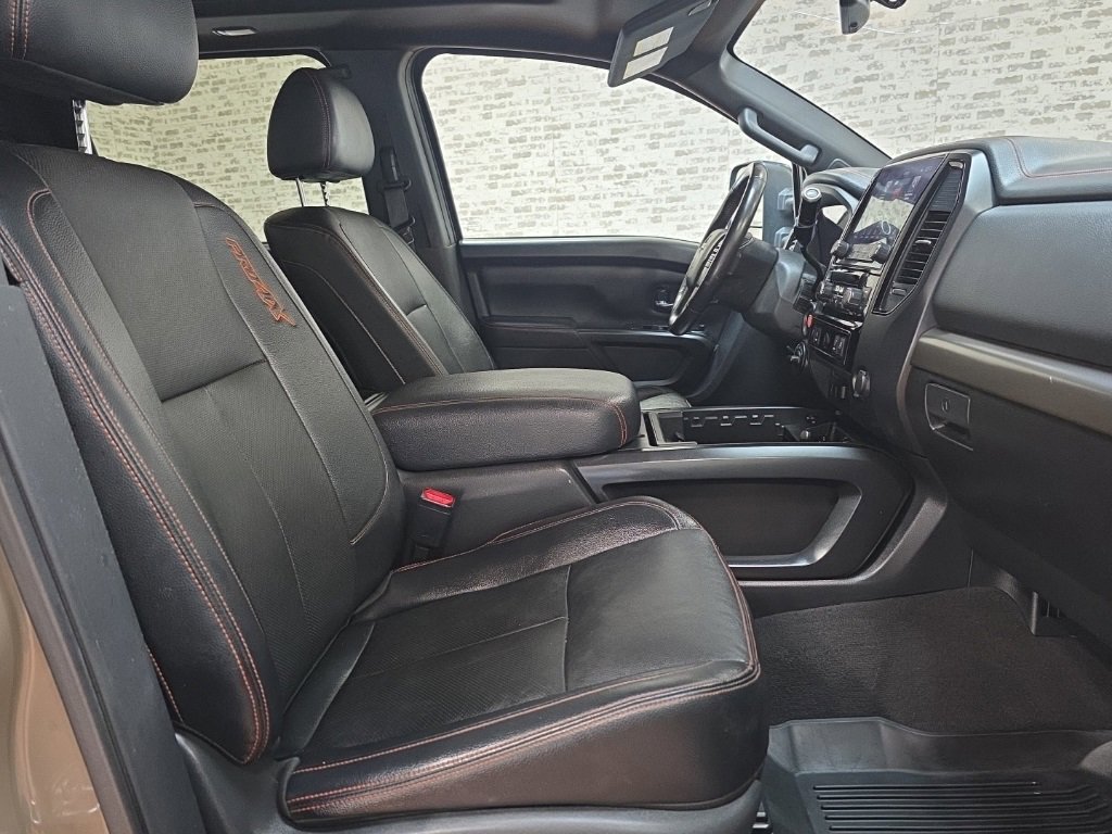 Used 2023 Nissan Titan PRO-4X w/ Pro-4x Convenience Package image 13