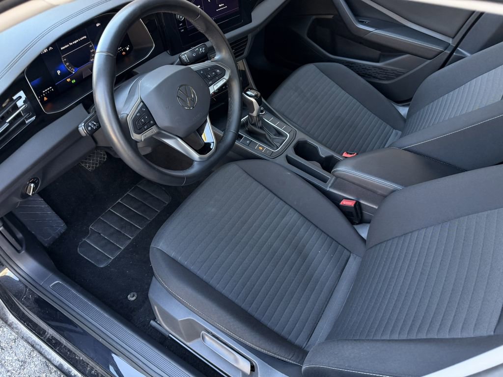 Used 2025 Volkswagen Jetta S image 14