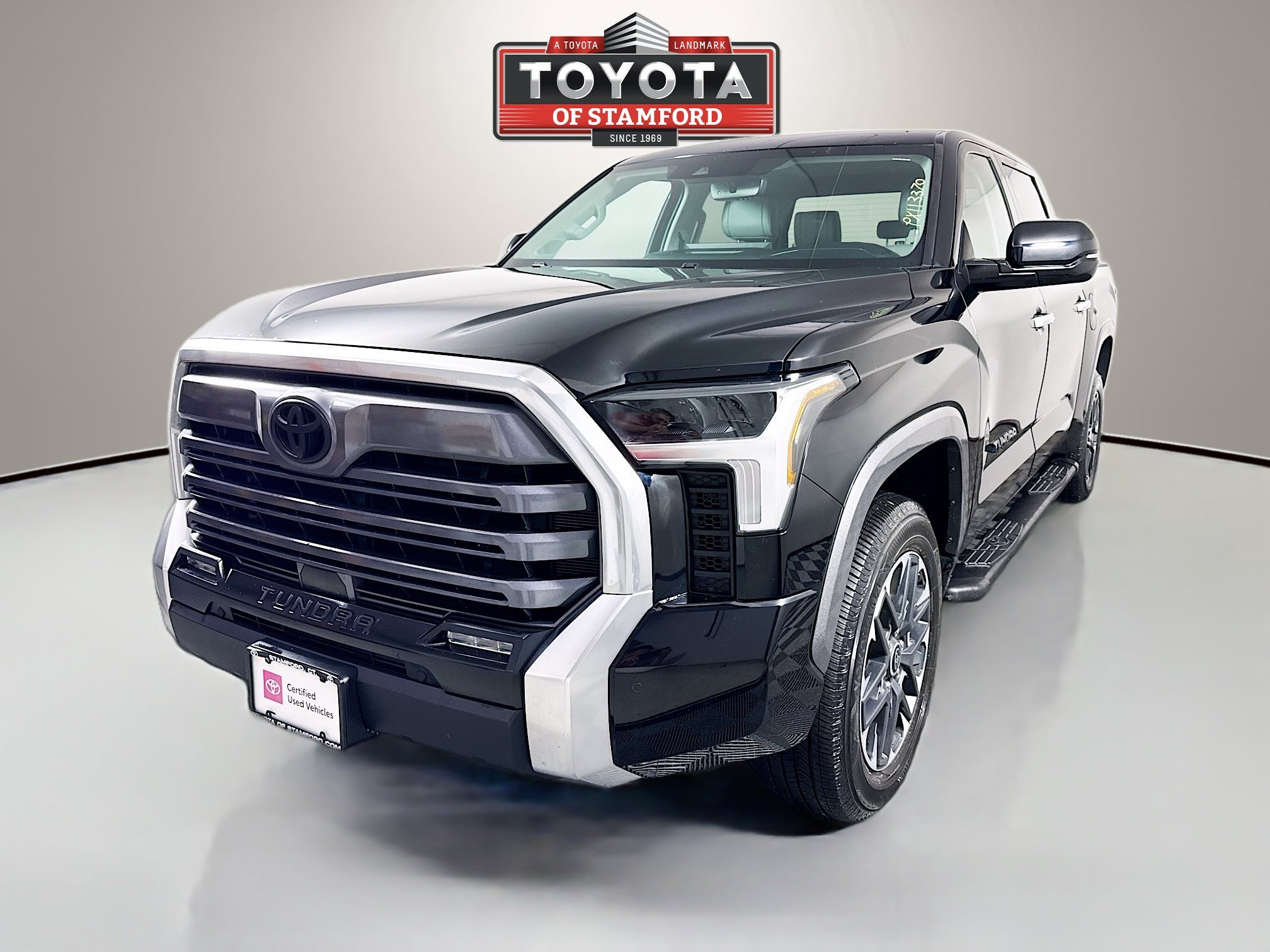 Used 2023 Toyota Tundra Limited w/ Power Package AWD/4WD image 3