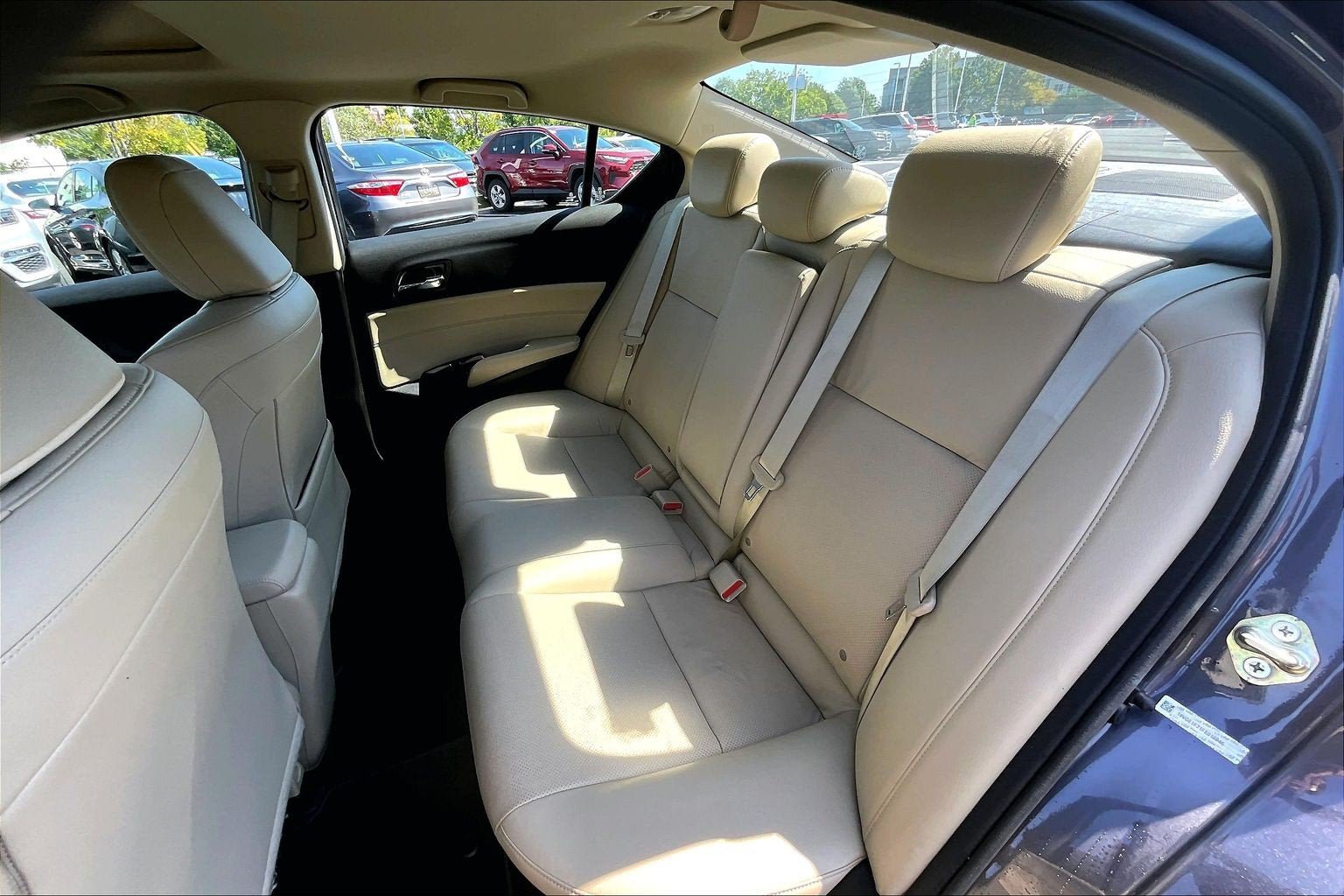 Used 2015 Acura ILX w/ Technology Package FWD image 24