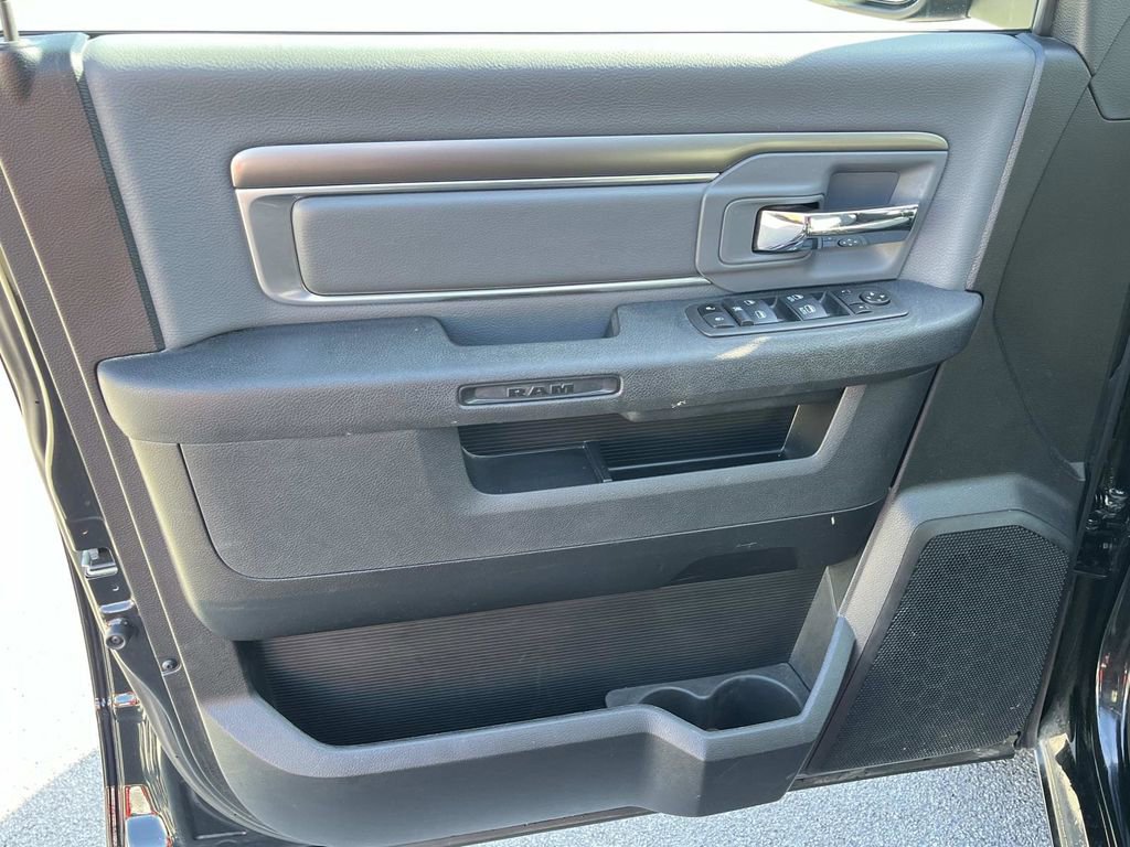 Used 2024 RAM 1500 Classic SLT image 24