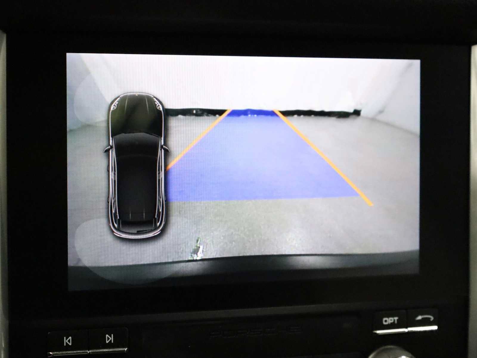 Used 2018 Porsche Macan AWD/4WD image 34