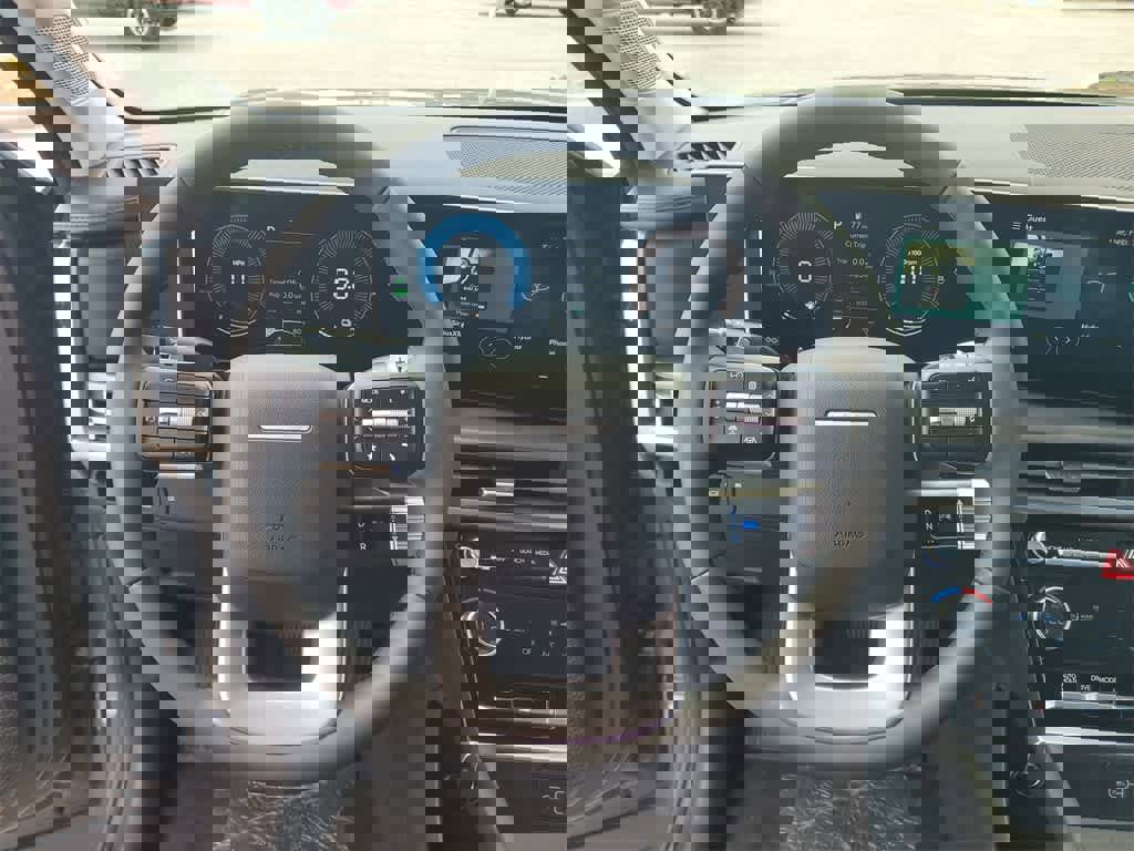 New 2026 Hyundai Santa Fe SEL image 25