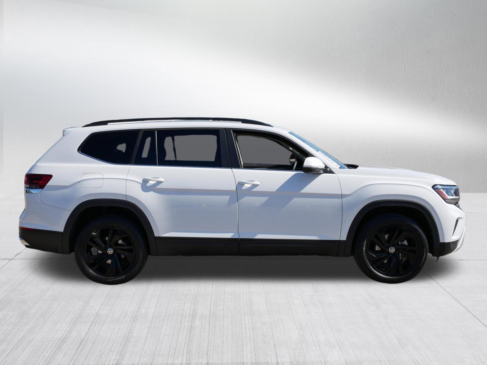 Certified 2023 Volkswagen Atlas SE w/ Panoramic Sunroof Package AWD/4WD image 8