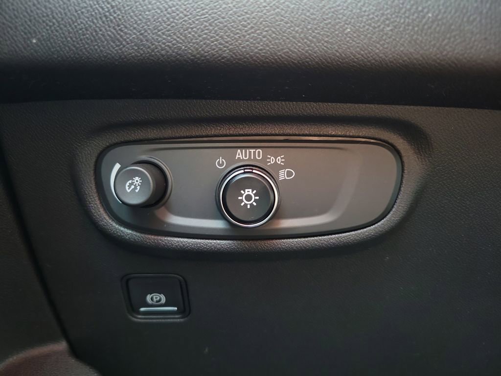 Used 2019 GMC Terrain SLE w/ Driver Convenience Package image 23