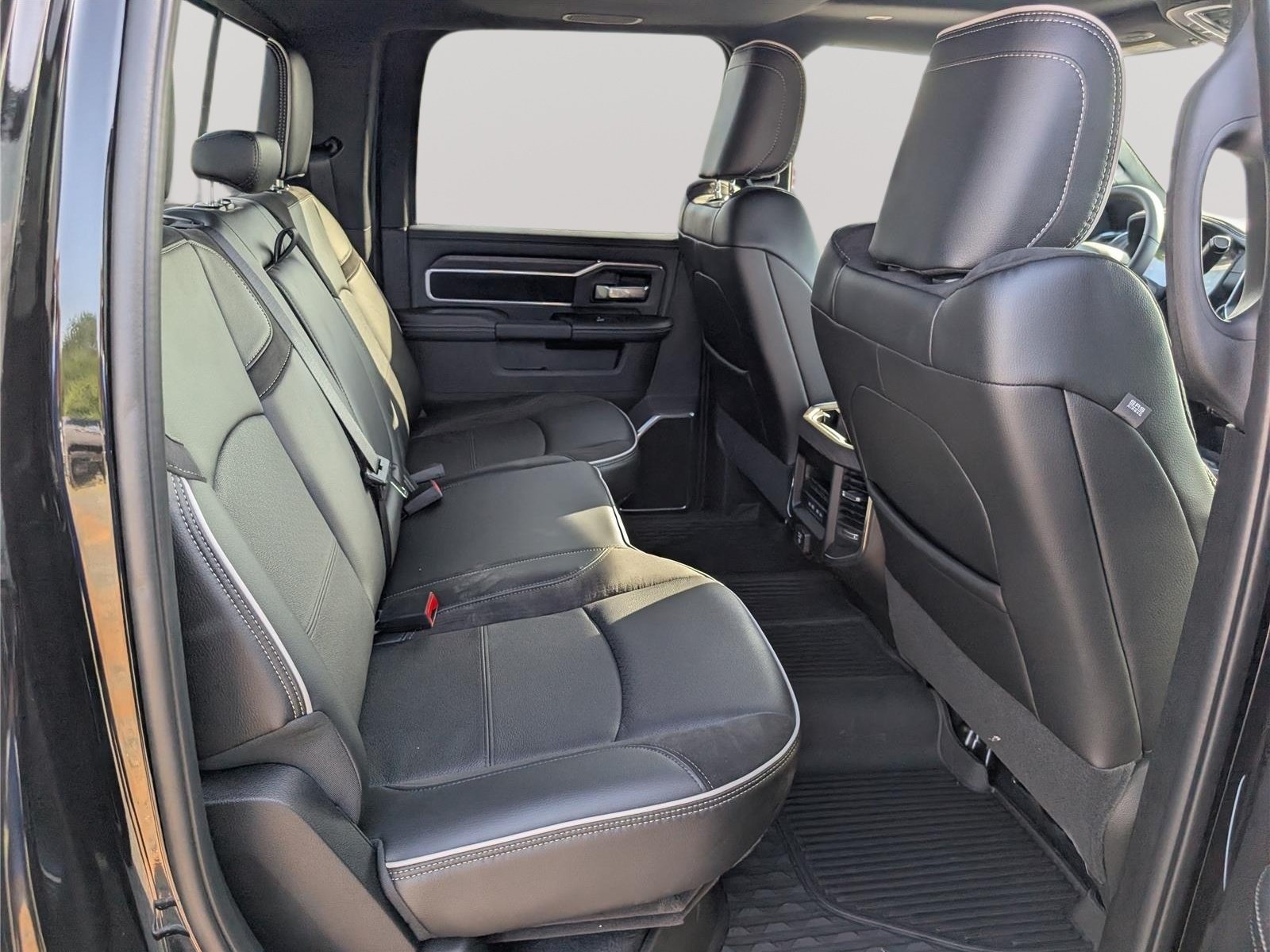 New 2026 RAM 3500 Laramie w/ Night Edition AWD/4WD image 8
