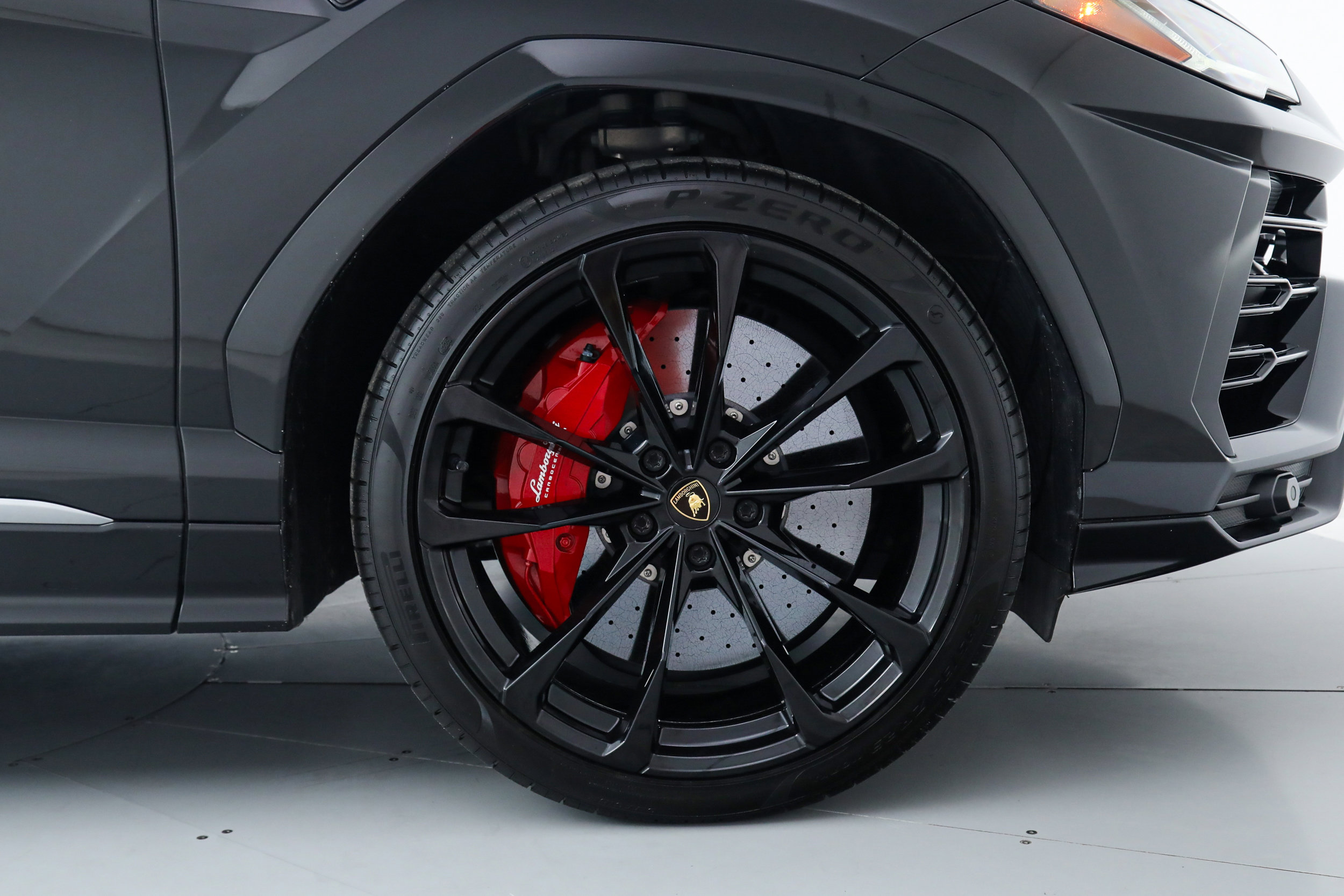 Used 2022 Lamborghini Urus image 38