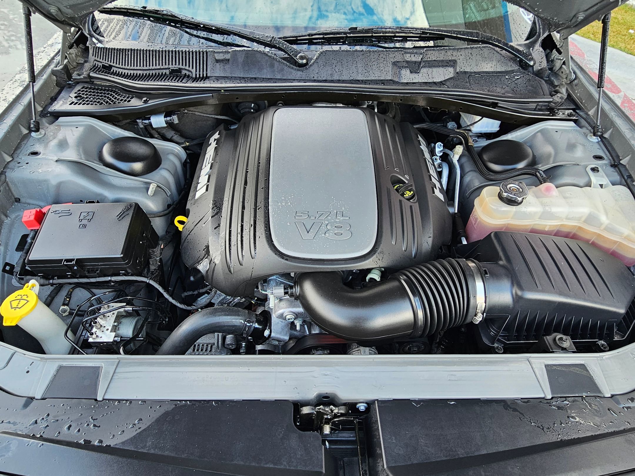 Used 2023 Dodge Challenger R/T w/ Blacktop Package image 29