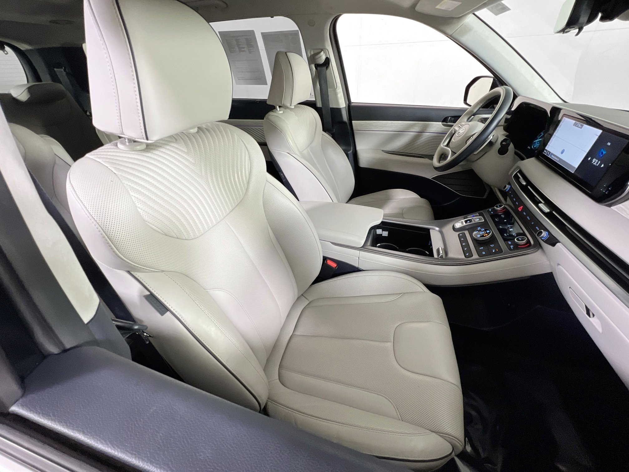 Used 2023 Hyundai Palisade Calligraphy image 29