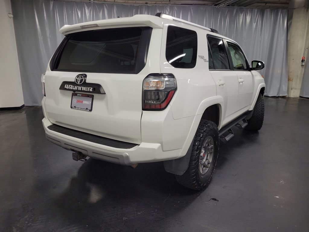 Used 2018 Toyota 4Runner TRD Off-Road w/ TRD Performance Package AWD/4WD image 8
