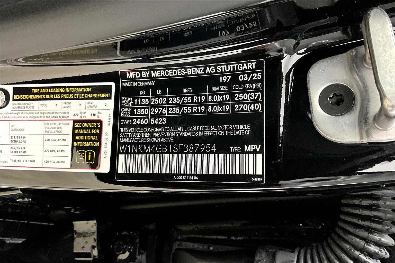 Used 2025 Mercedes-Benz GLC 300 image 21