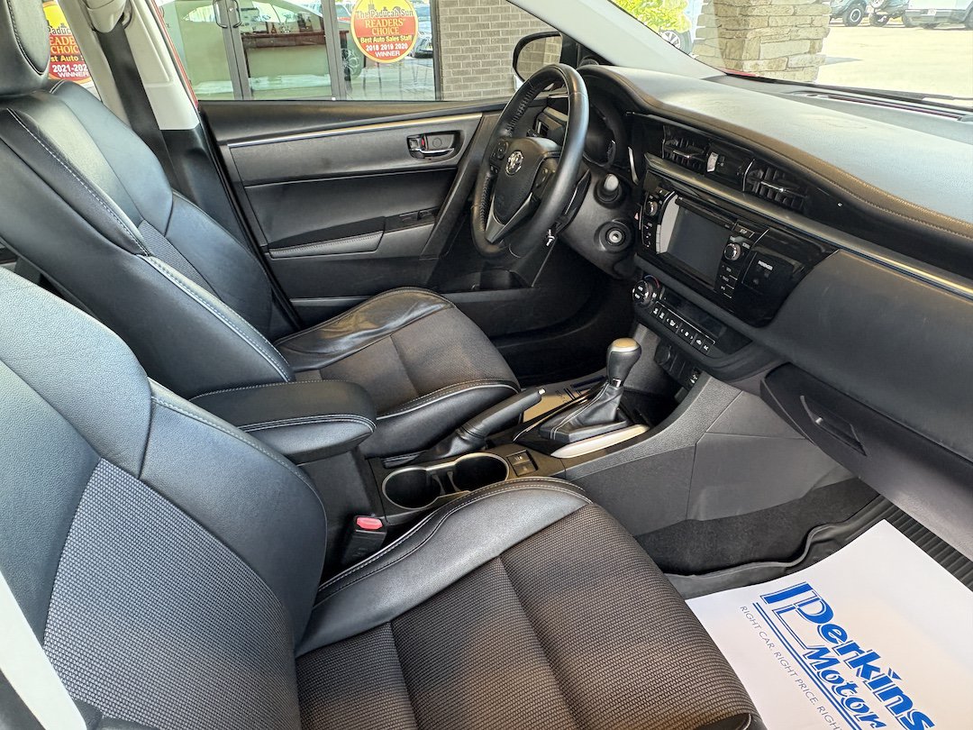 Used 2015 Toyota Corolla S FWD image 24