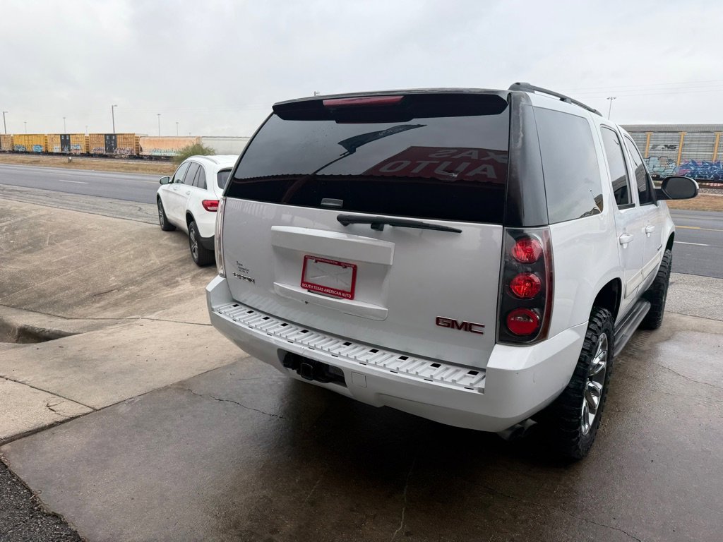 Used 2009 GMC Yukon SLE image 17