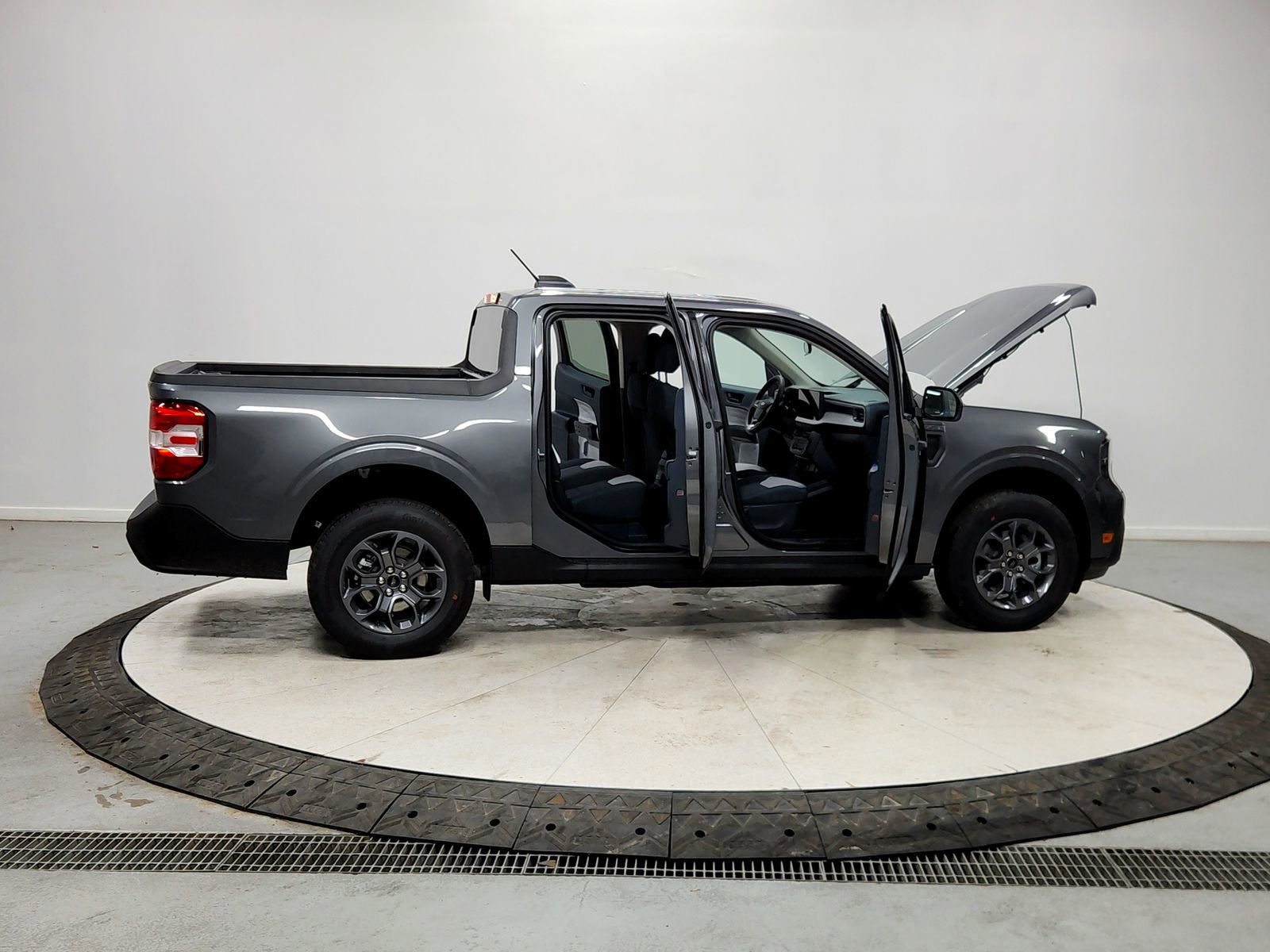 New 2026 Ford Maverick XLT w/ XLT Luxury Package image 16