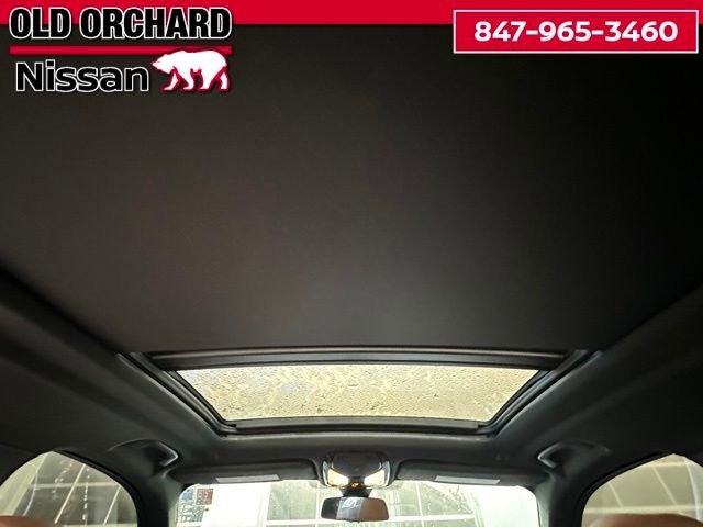 Used 2022 BMW X5 M50i w/ Premium Package image 16