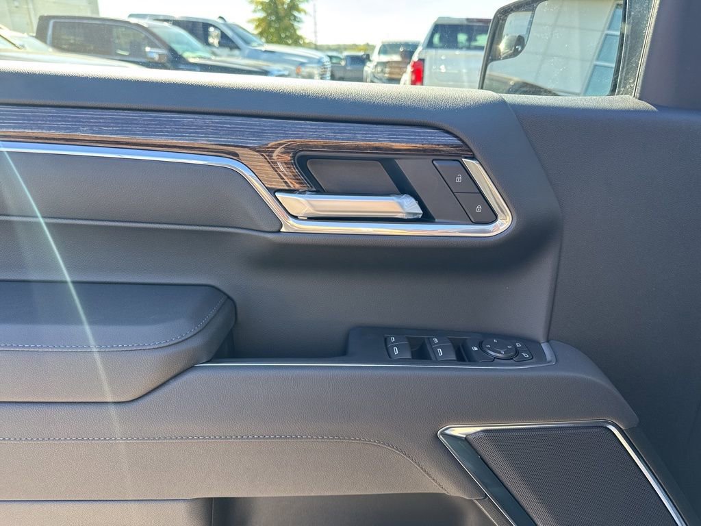 New 2026 GMC Sierra 1500 Elevation image 14
