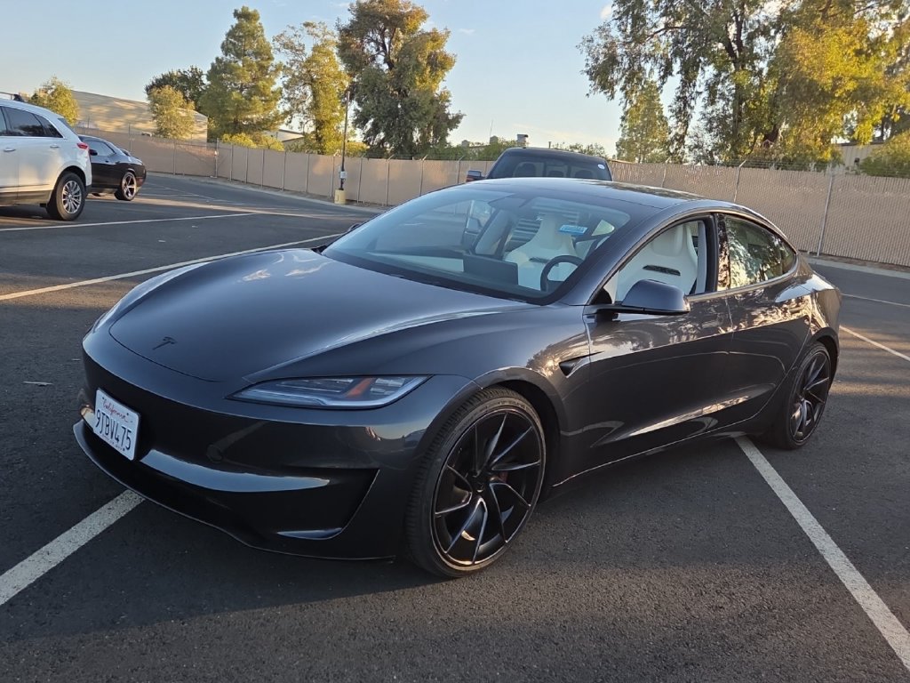 Used 2025 Tesla Model 3 Performance AWD/4WD image 2