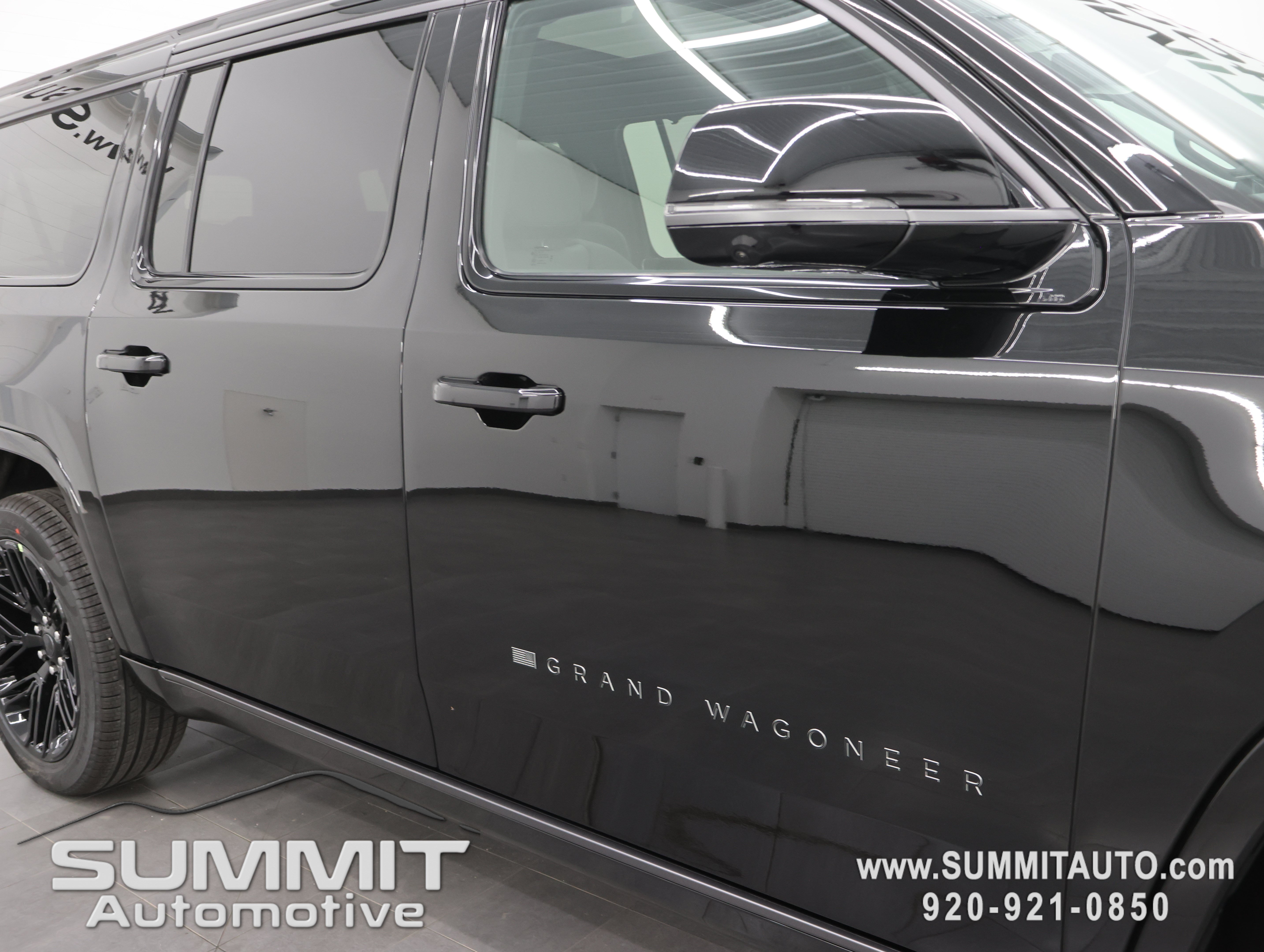 New 2026 Jeep Grand Wagoneer L Limited AWD/4WD image 29