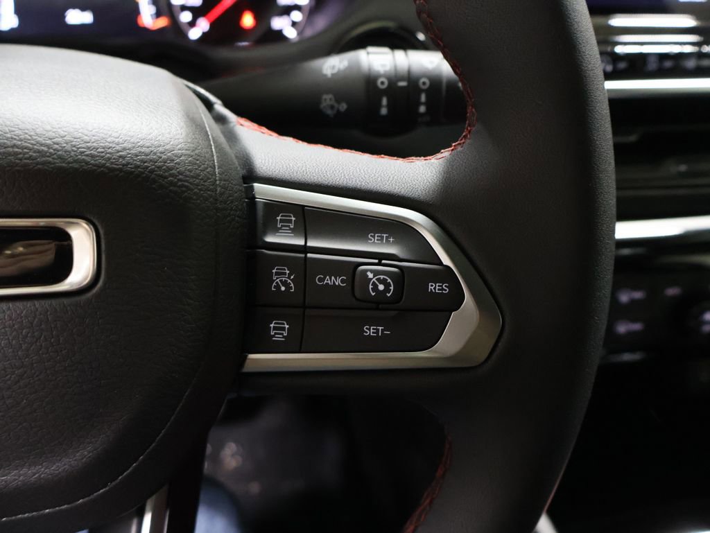 New 2026 Jeep Compass Trailhawk image 24