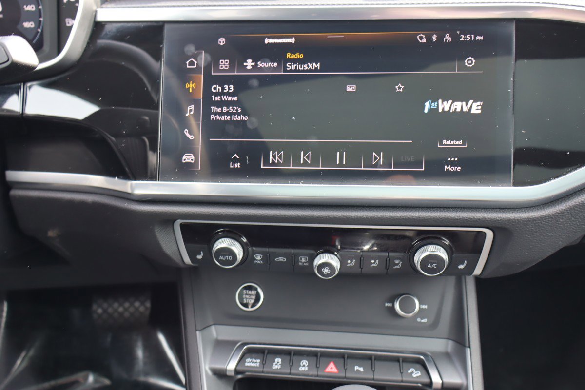 Used 2025 Audi Q3 2.0T Premium w/ Convenience Package image 11