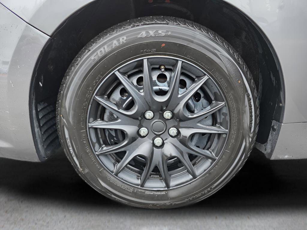 Used 2016 Nissan Altima 2.5 S w/ Power Driver Seat Package image 11