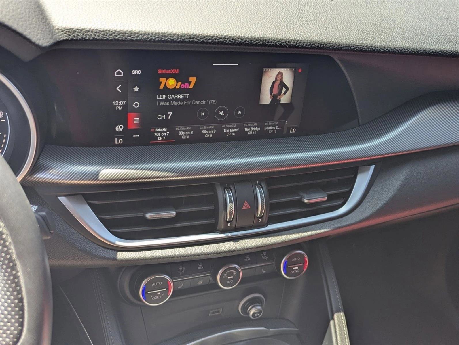 Used 2023 Alfa Romeo Stelvio Veloce AWD/4WD image 8
