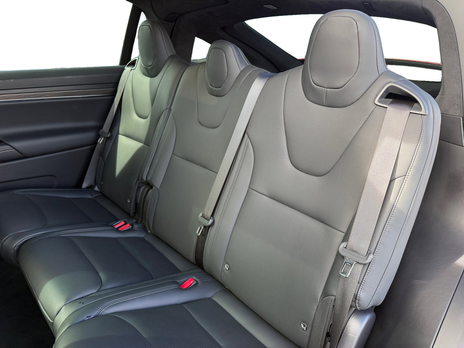 Used 2023 Tesla Model X image 16