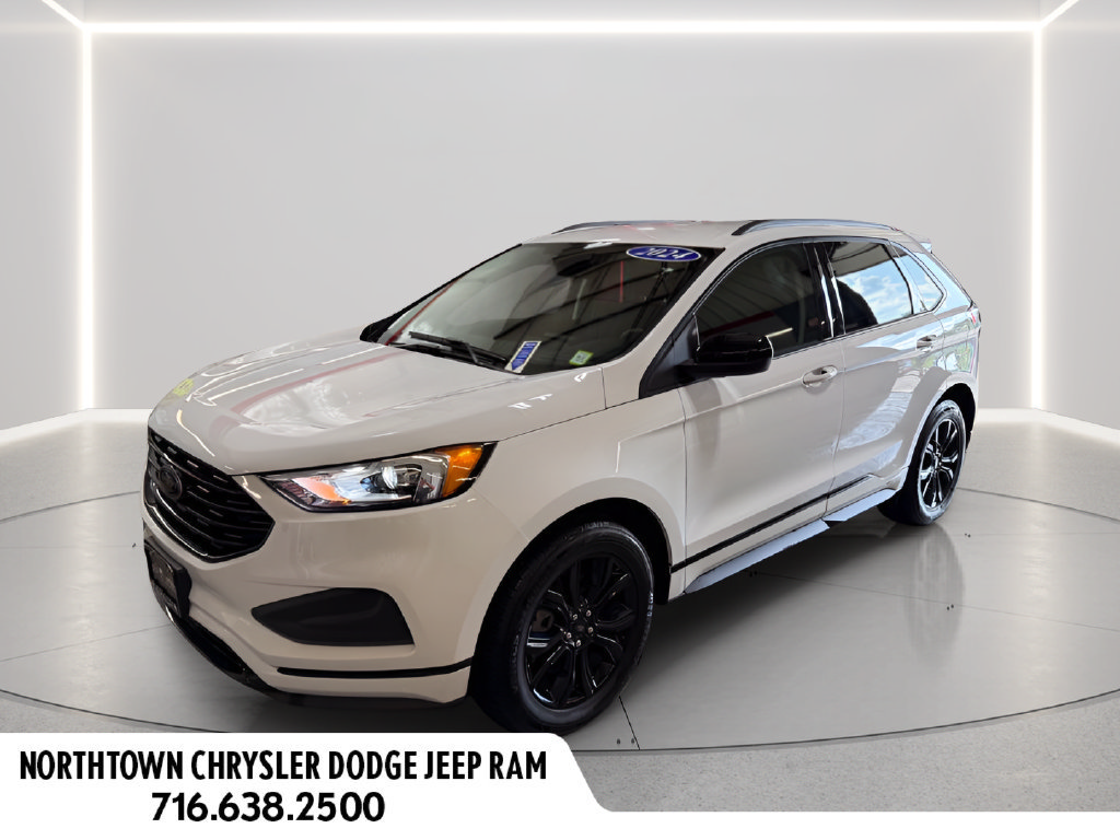 Used 2024 Ford Edge SE w/ Black Appearance Package