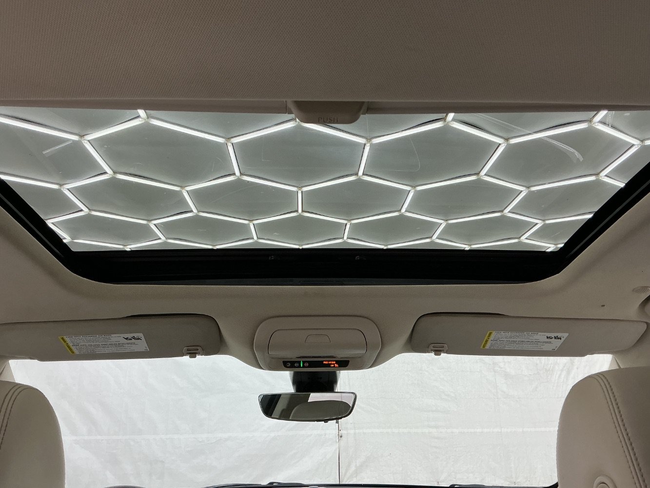 Used 2022 Buick Enclave Premium w/ Experience Buick Package FWD image 27