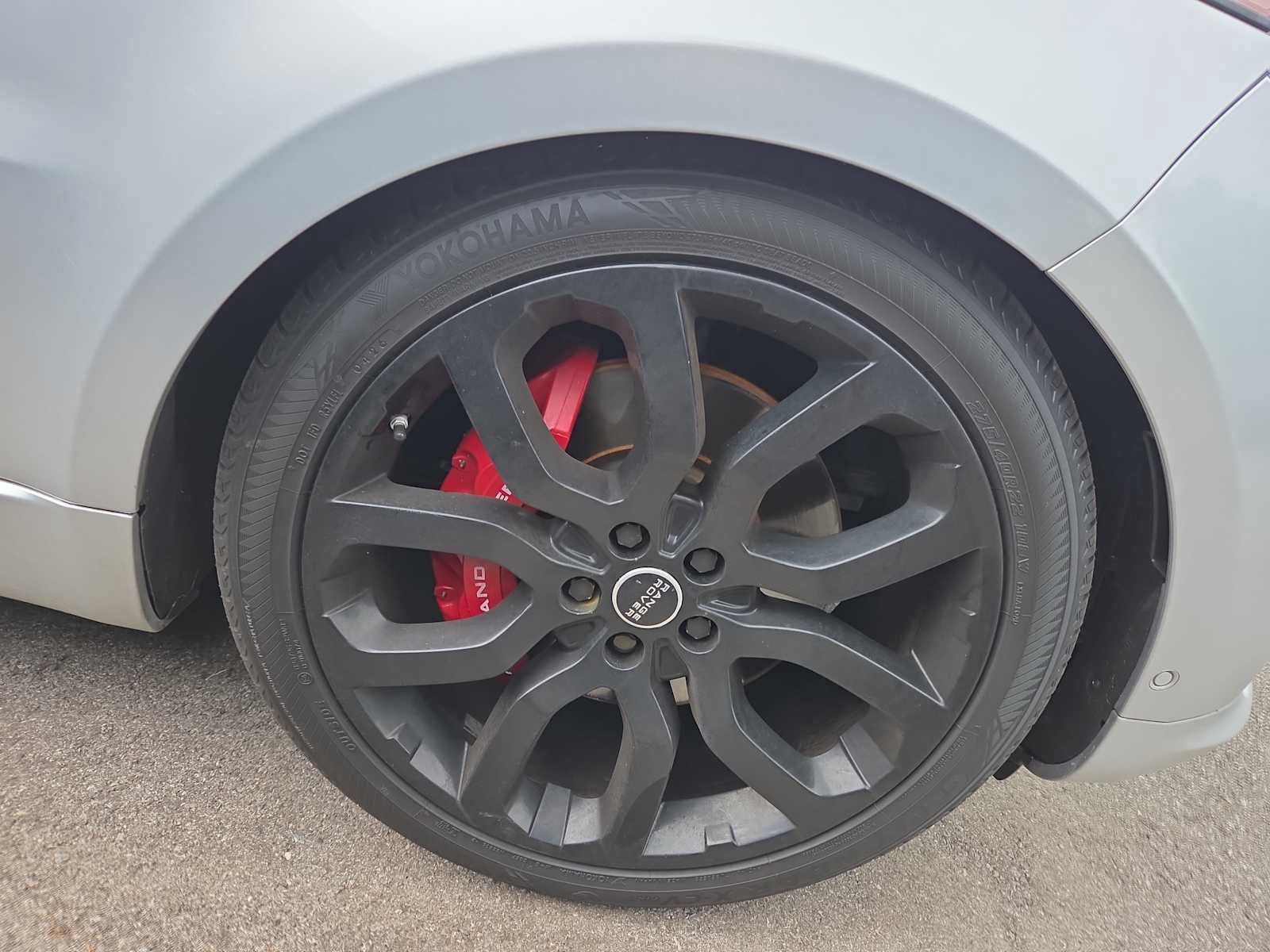 Used 2019 Land Rover Range Rover Sport Supercharged AWD/4WD image 2