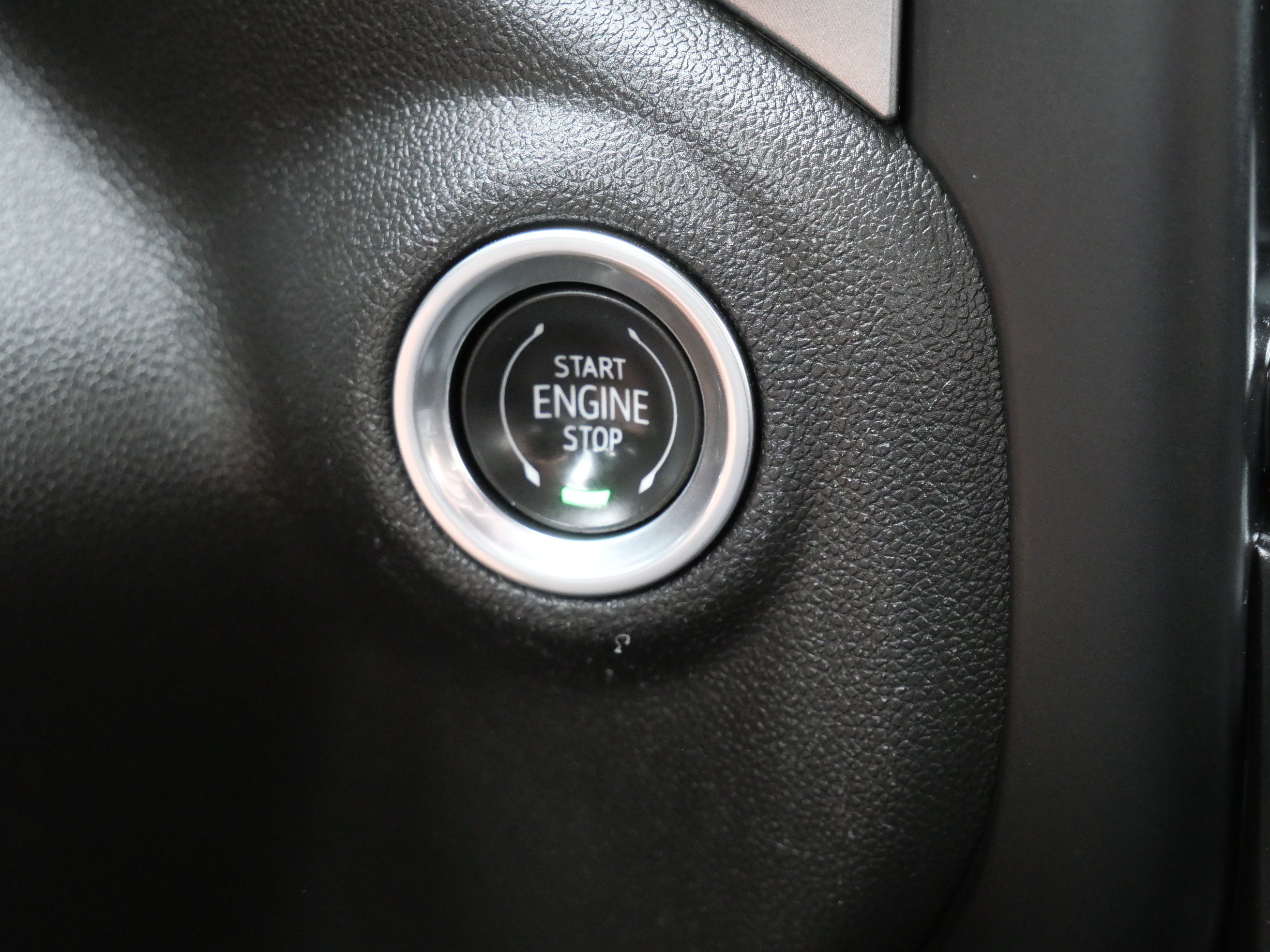 Used 2019 Chevrolet Silverado 1500 RST AWD/4WD image 21
