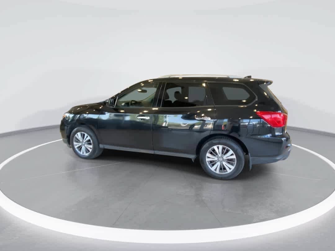 Used 2019 Nissan Pathfinder SL AWD/4WD image 6
