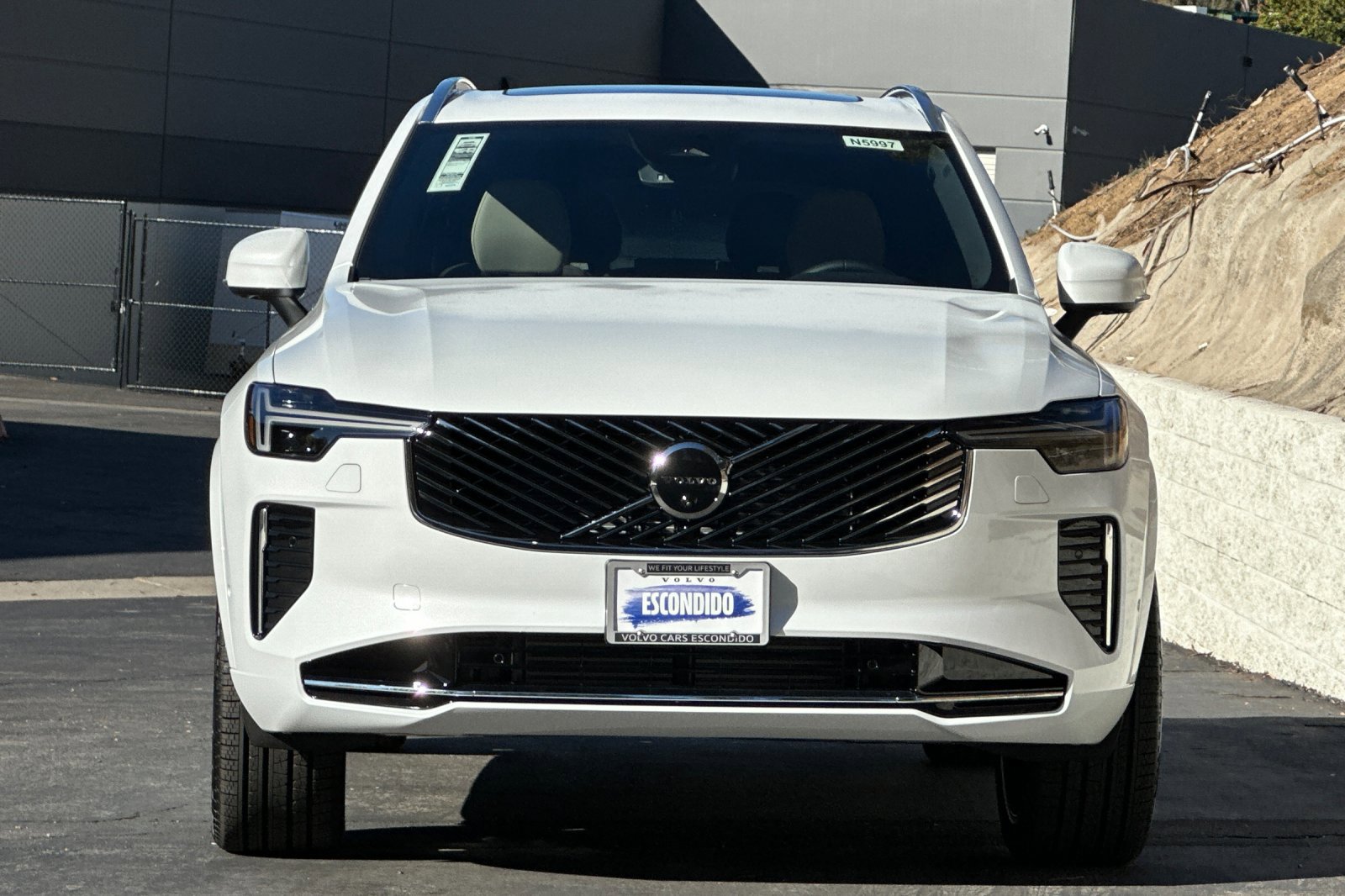 New 2026 Volvo XC90 T8 Plus image 3